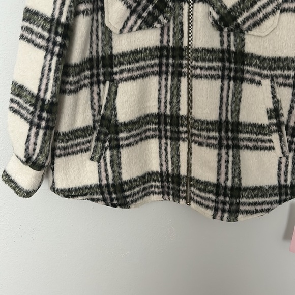 NWT Avec Les Filles Plaid Zip Front Jacket. Black, green and white, women’s M - Picture 4 of 8